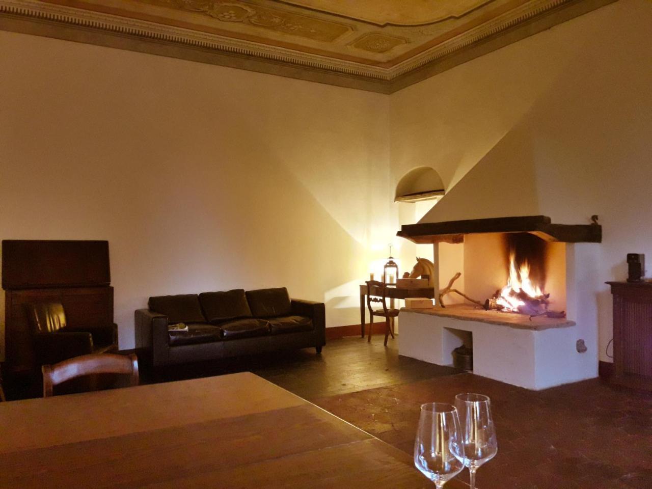 Agriturismo Villa Gorgognano Чертальдо Экстерьер фото